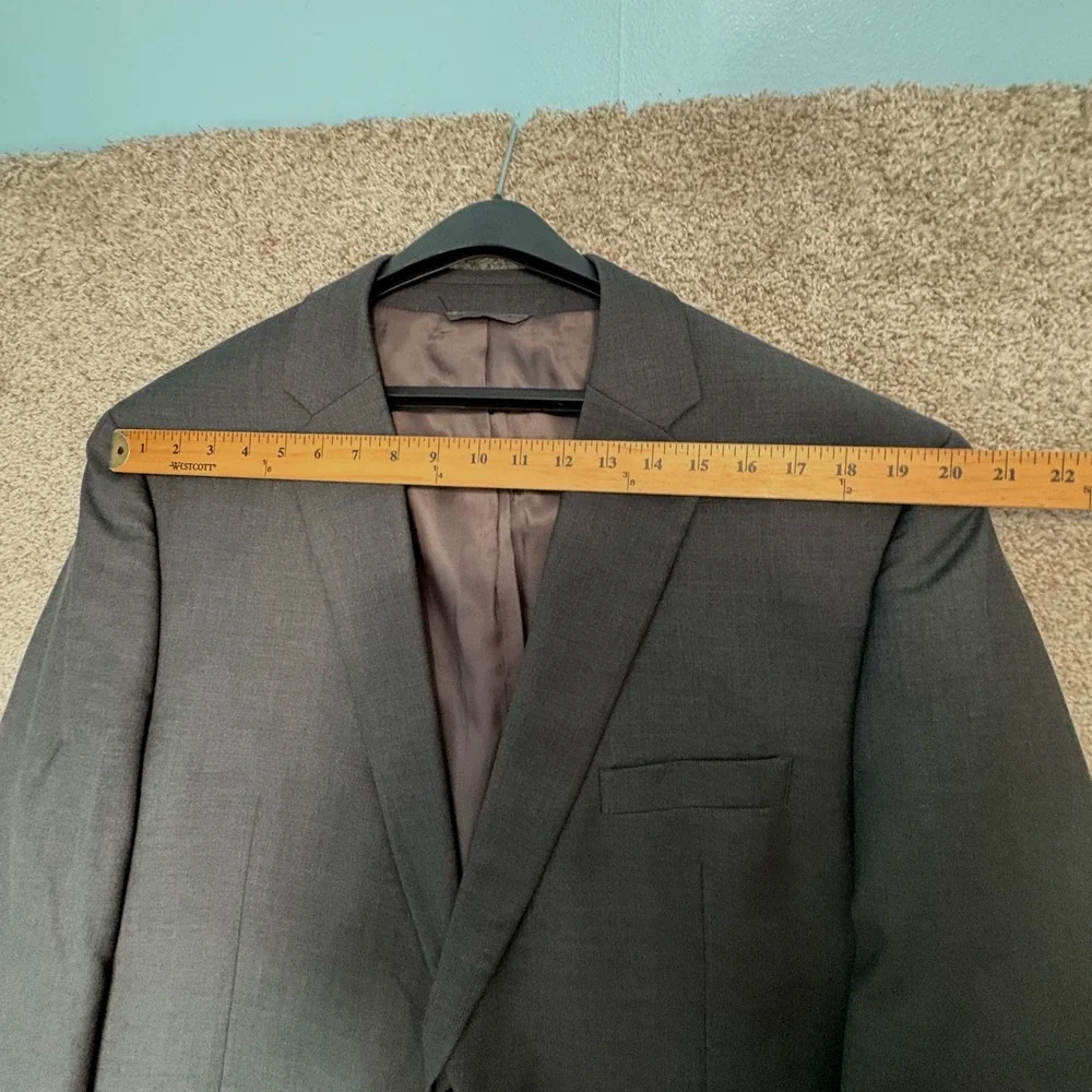 Ralph Lauren Two-Piece Suit 100% Wool Charcoal Gray Mens 48R W38 L30